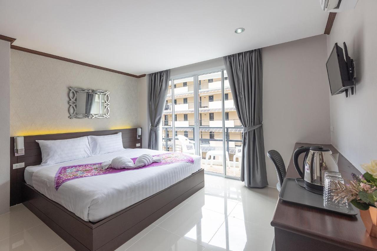 The Chic Patong Hotel Екстериор снимка